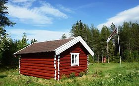 Hytte Anno 1721 Uten Internett, Strom, Vann - Men Med Rodmalt Utedo